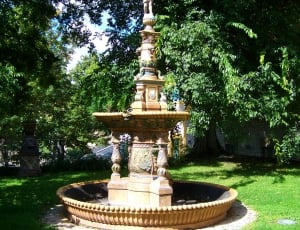 Zsolnay Fountain, tree, statue thumbnail