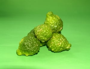 green fruits thumbnail