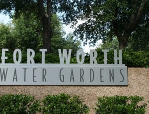 Fort Worth Water Gardens signage thumbnail