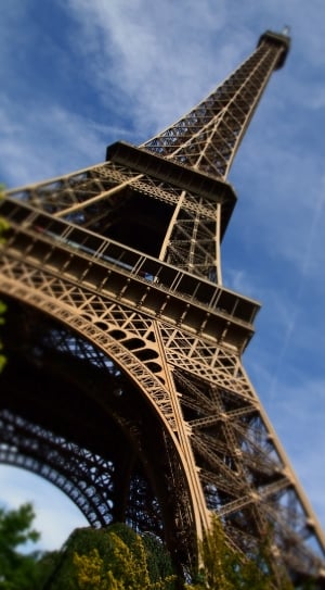 brass Eiffel tower bottom photography thumbnail