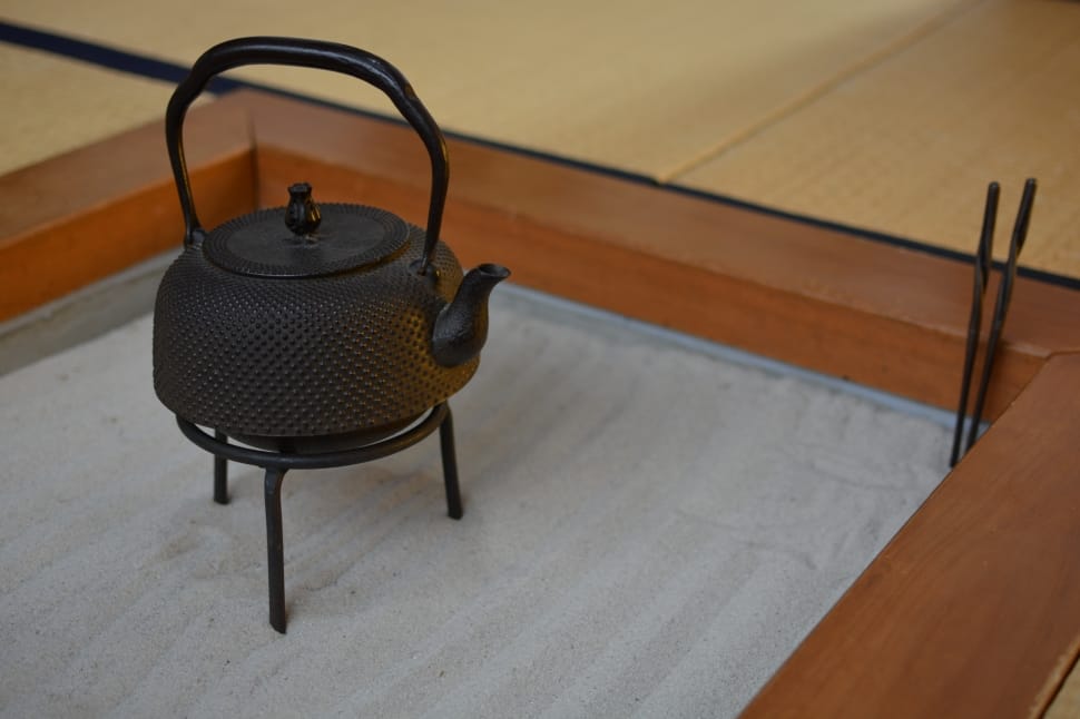 Iron Kettle, Bottle, Pot, Japan, Iron, indoors, old-fashioned preview