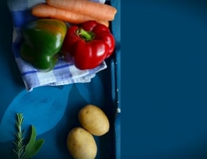 bell pepper and carrots thumbnail