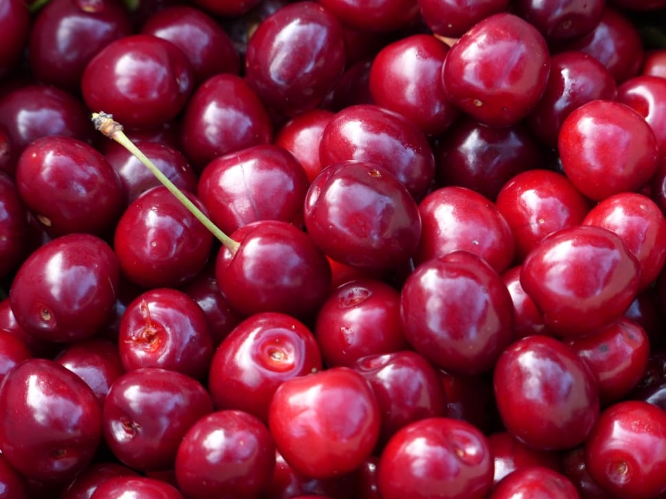 red cherries preview