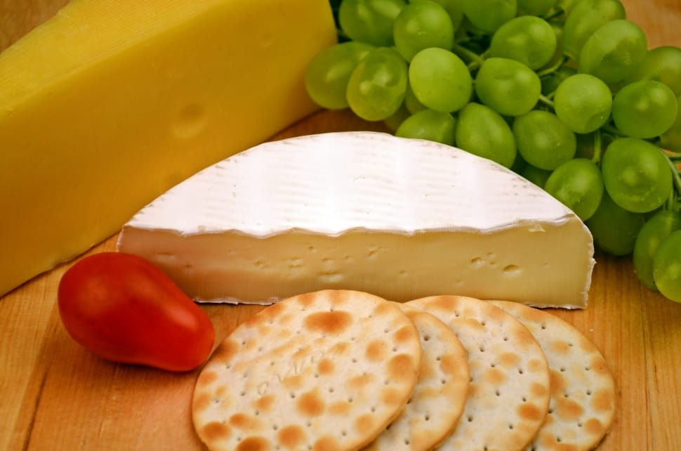 Cheese, Crackers, Grapes, Camembert, food and drink, food preview