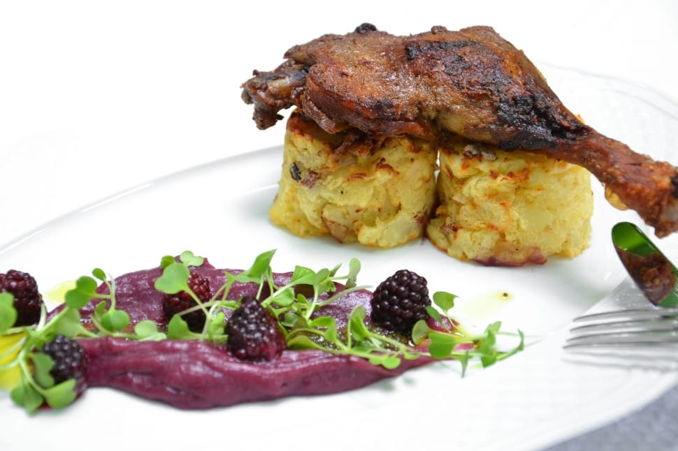 grilled cjicken with raspberry sauce preview