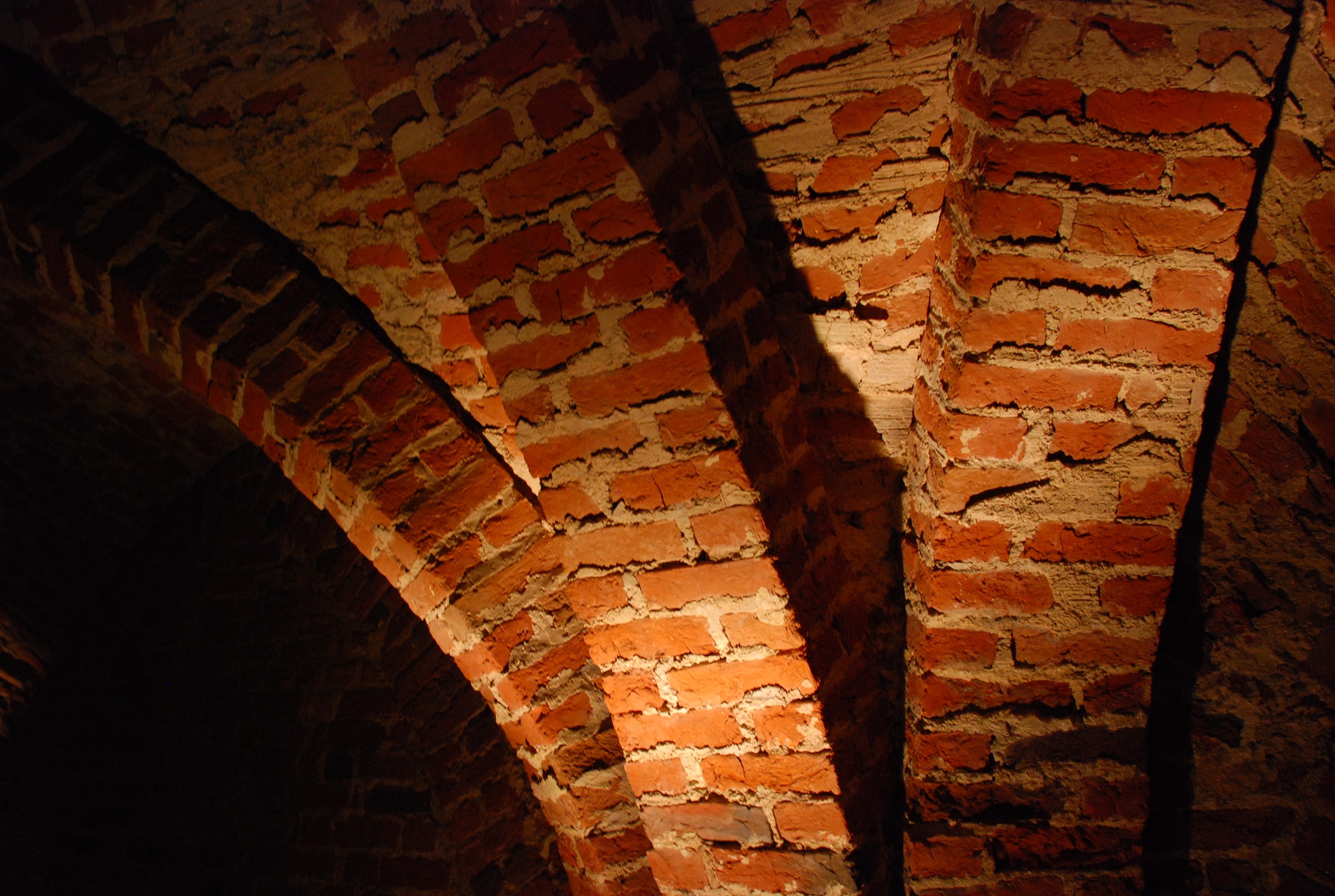 brown brick support pillar