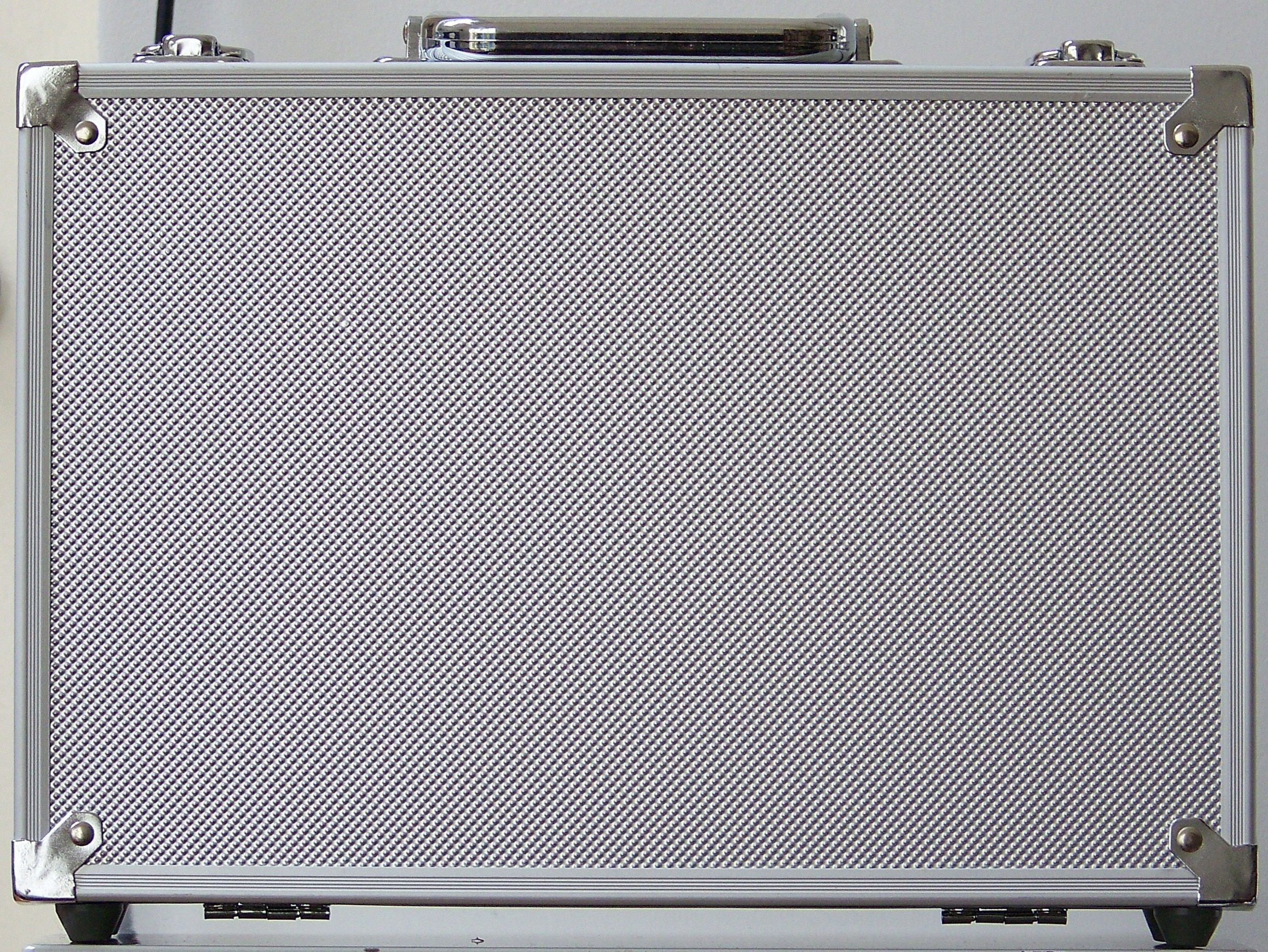 gray metal case