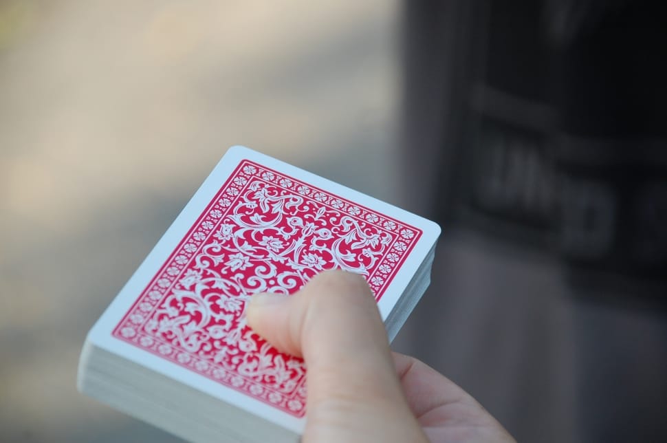 red playing card preview