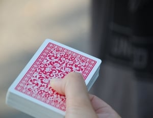 red playing card thumbnail
