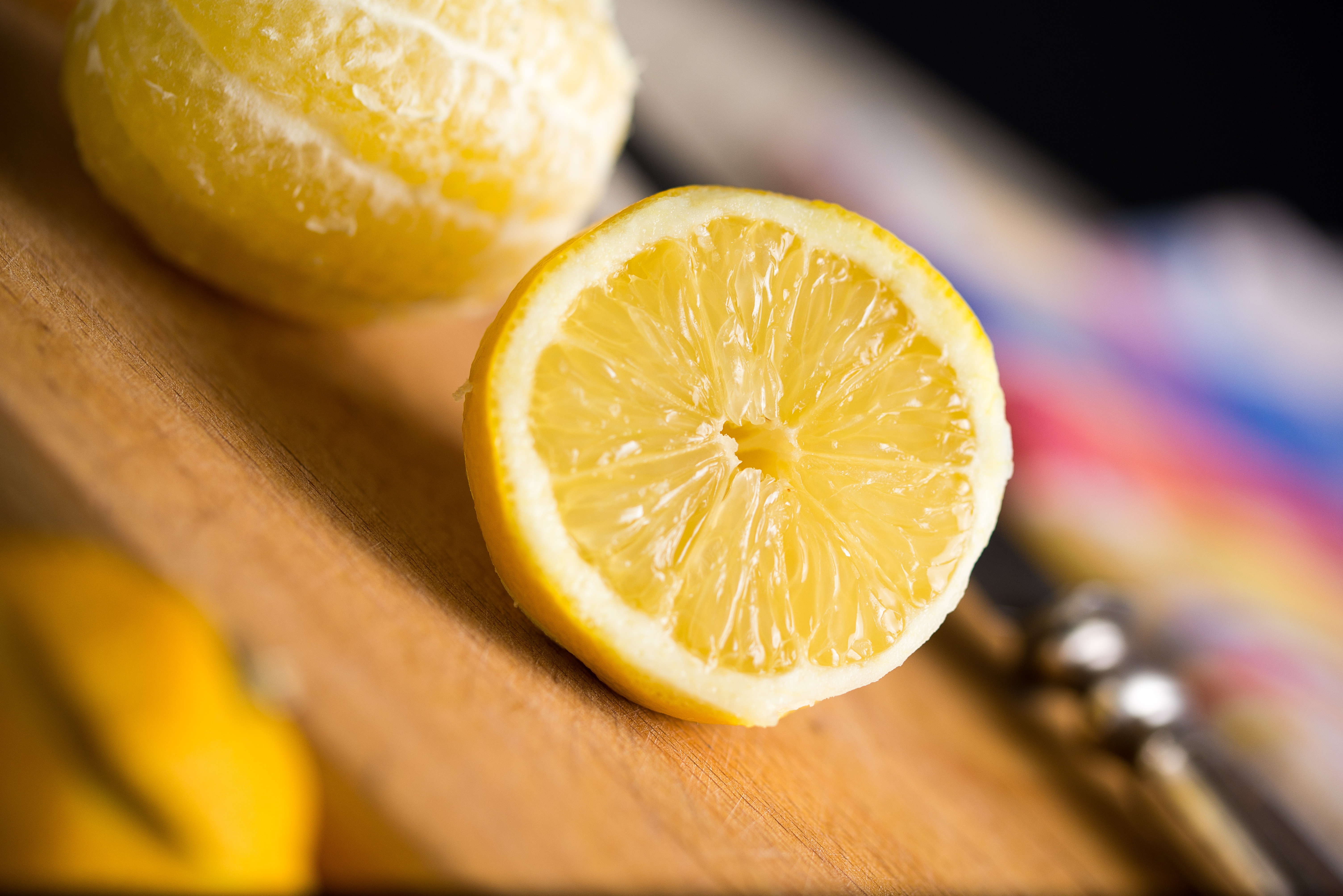 sliced lemon photo