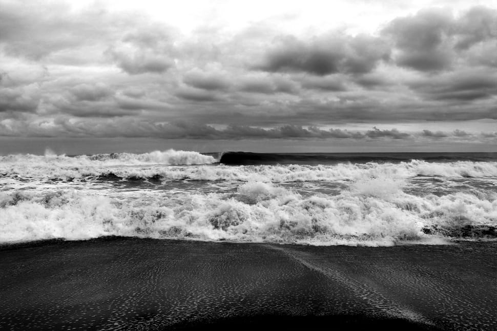 waves of large of body of water preview