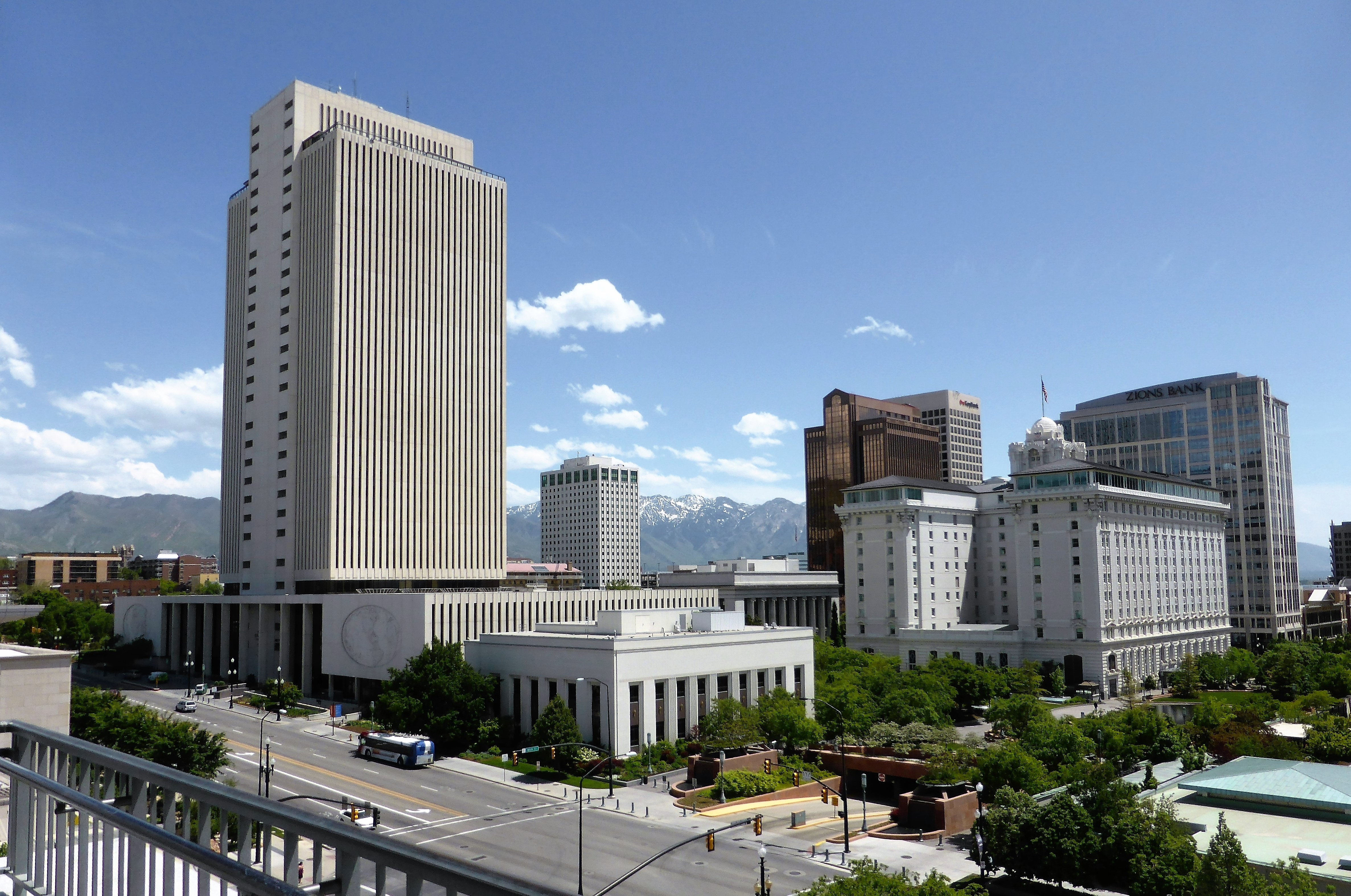 Солт лейк сити. Солт-Лейк-Сити штат. США Salt Lake City. Солт Лейк Сити небоскребы. Солт Лейк Сити архитектура.