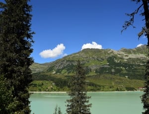 green mountain and lake thumbnail