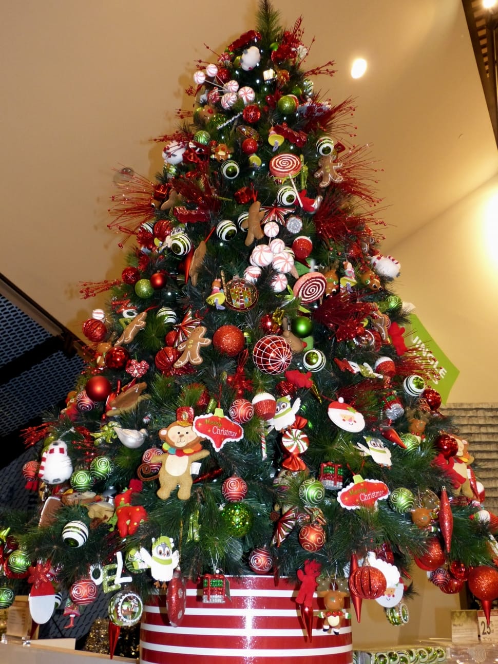 christmas tree with decorations preview