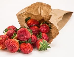 red strawberry fruit lot thumbnail