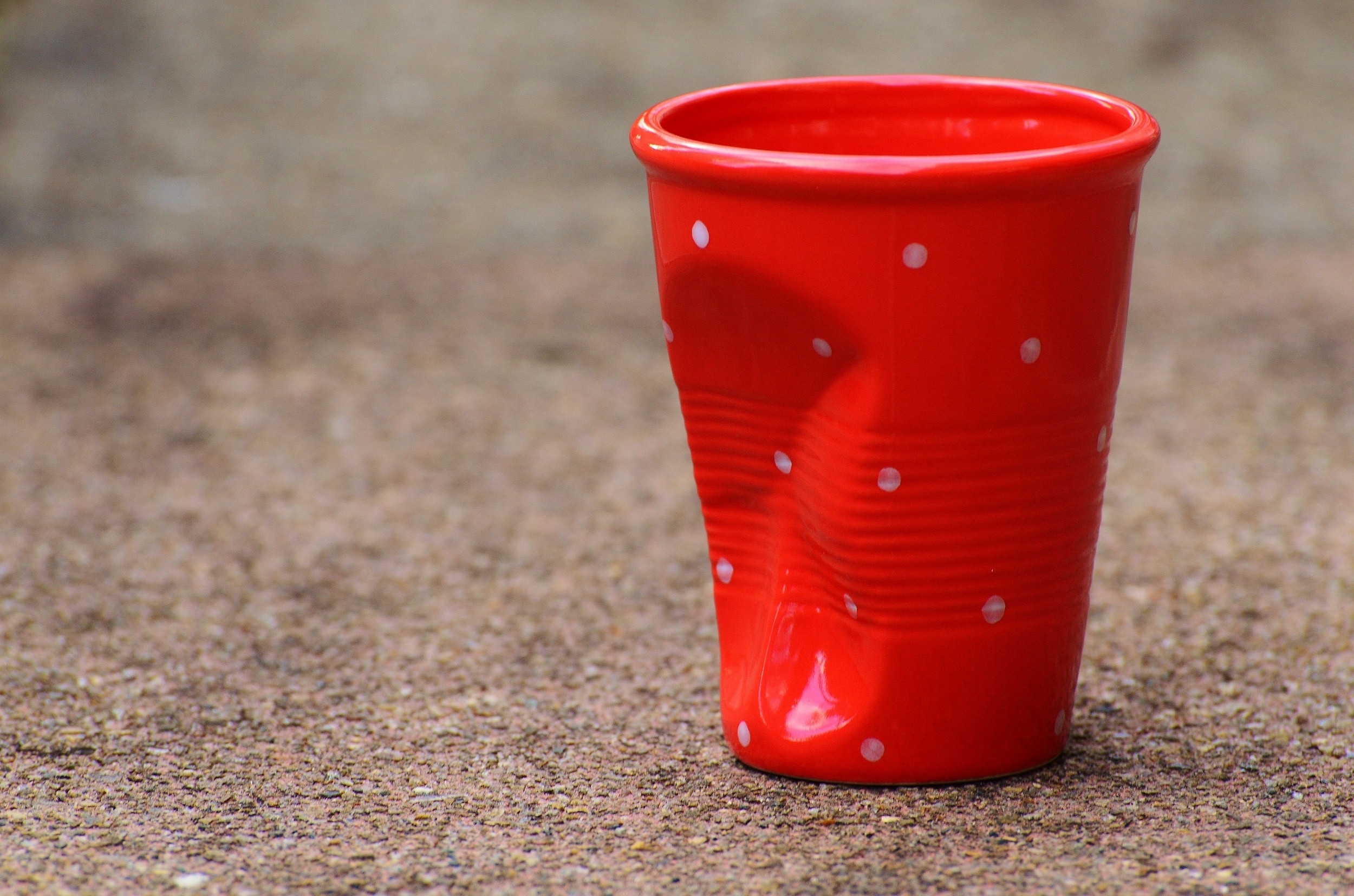 Coffee Mugs, Funny, Crumpled, Ceramic, red, no people