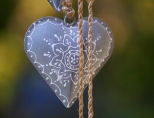 white heart floral pendant necklace thumbnail