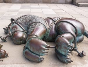 The Lion And The Mouse, Bronze Statue, no people, day thumbnail