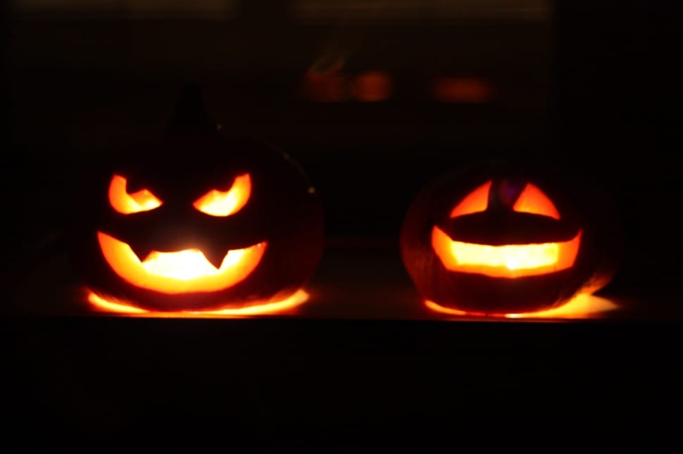 2 brown lighted jack-o-lantern preview