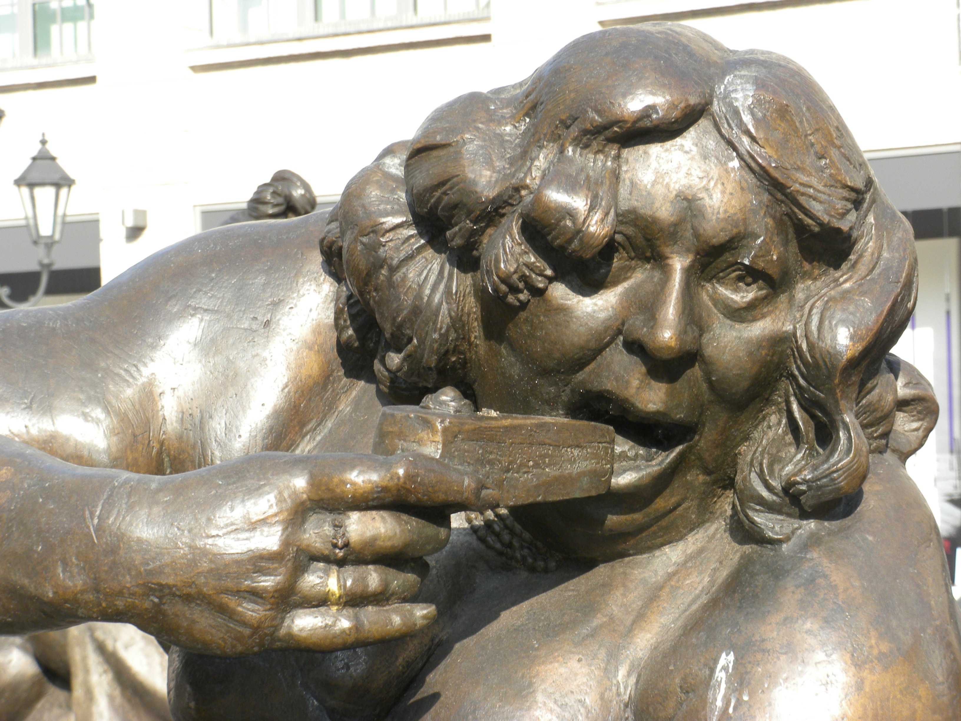 Woman, Bronze, Eat, statue, sculpture