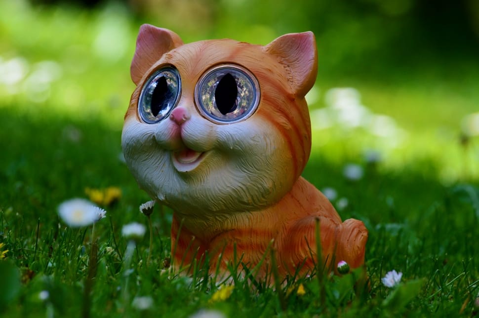 brown tabby cat figurine preview