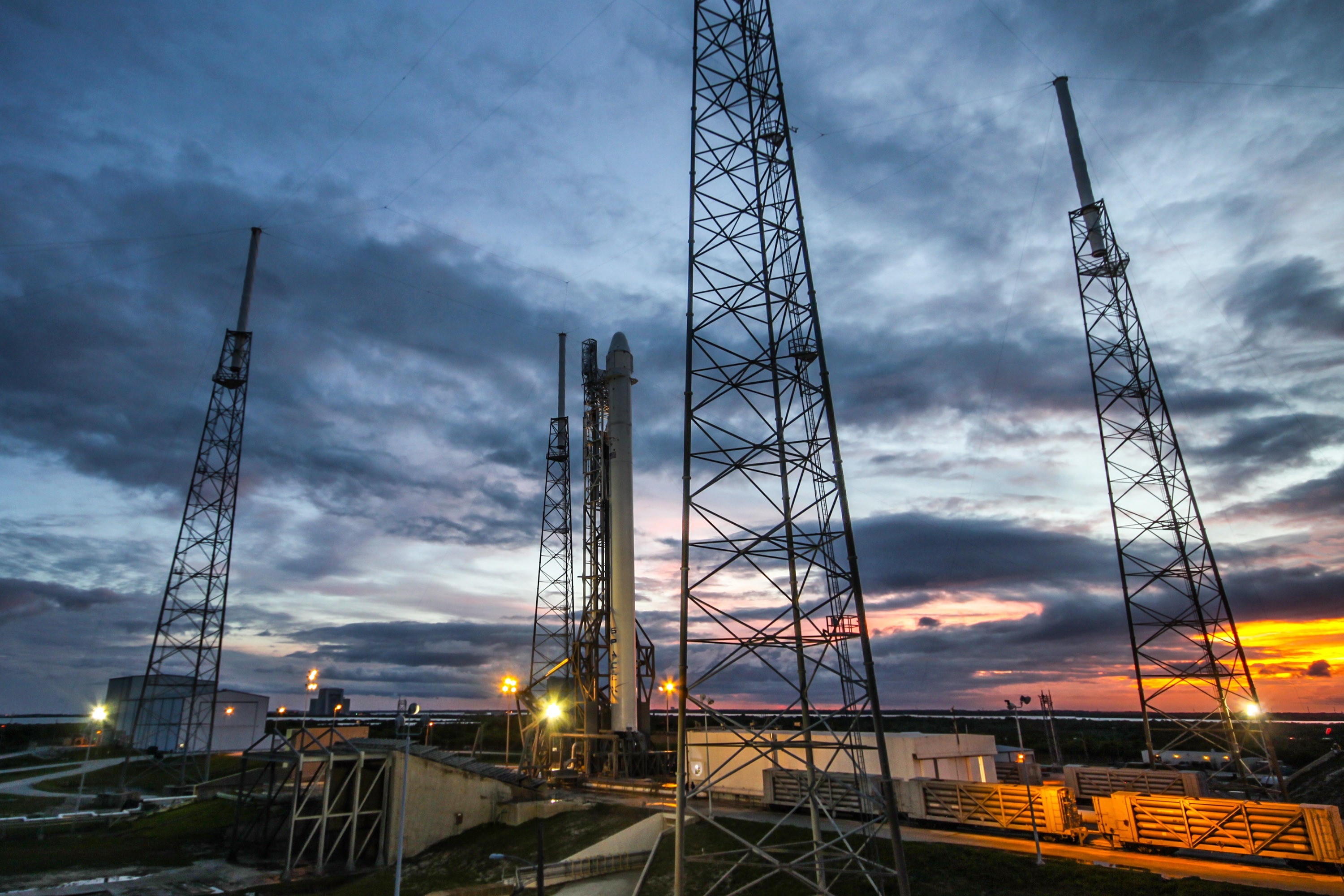 Spacex, Countdown, Rocket Launch, cloud - sky, built structure