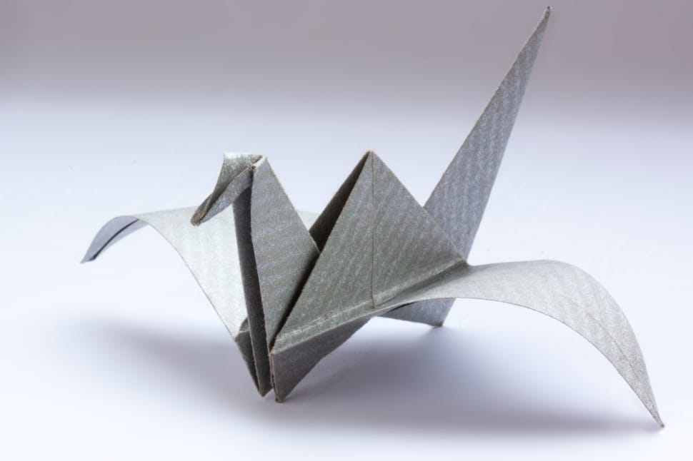 gray Tsuru origami preview