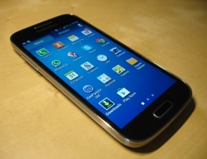 black Samsung android smartphone thumbnail