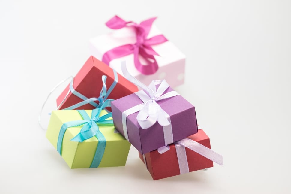 gift boxes ornament preview