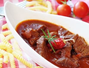 beef with tomato sauce chili top dish thumbnail