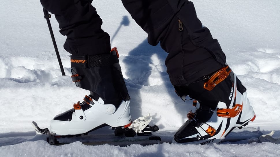 white and black orange snowboard preview