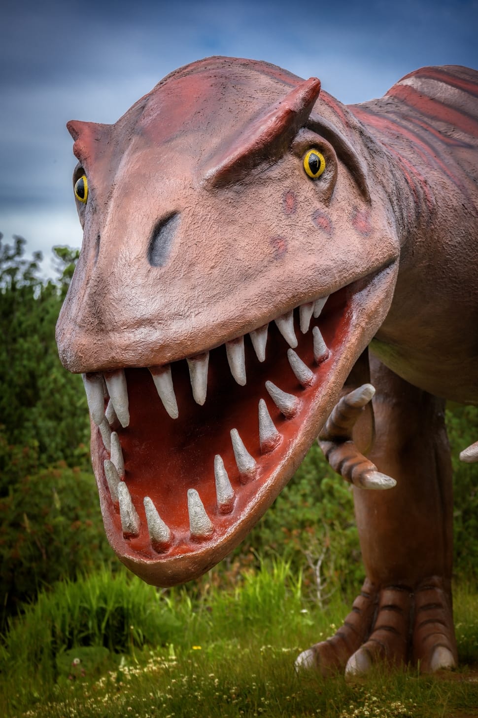 dinosaur statue preview