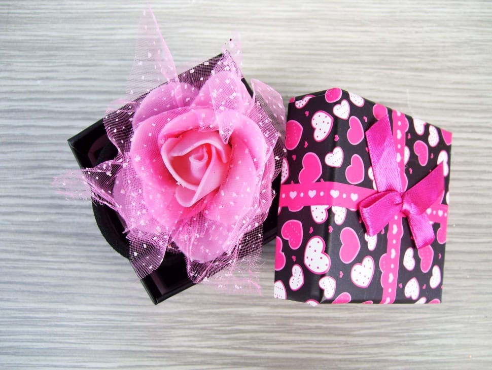 pink white and black heart design box preview