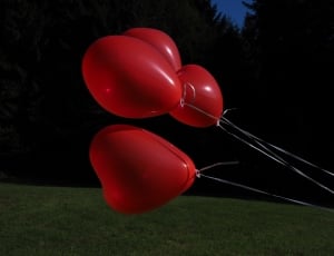 red balloons thumbnail
