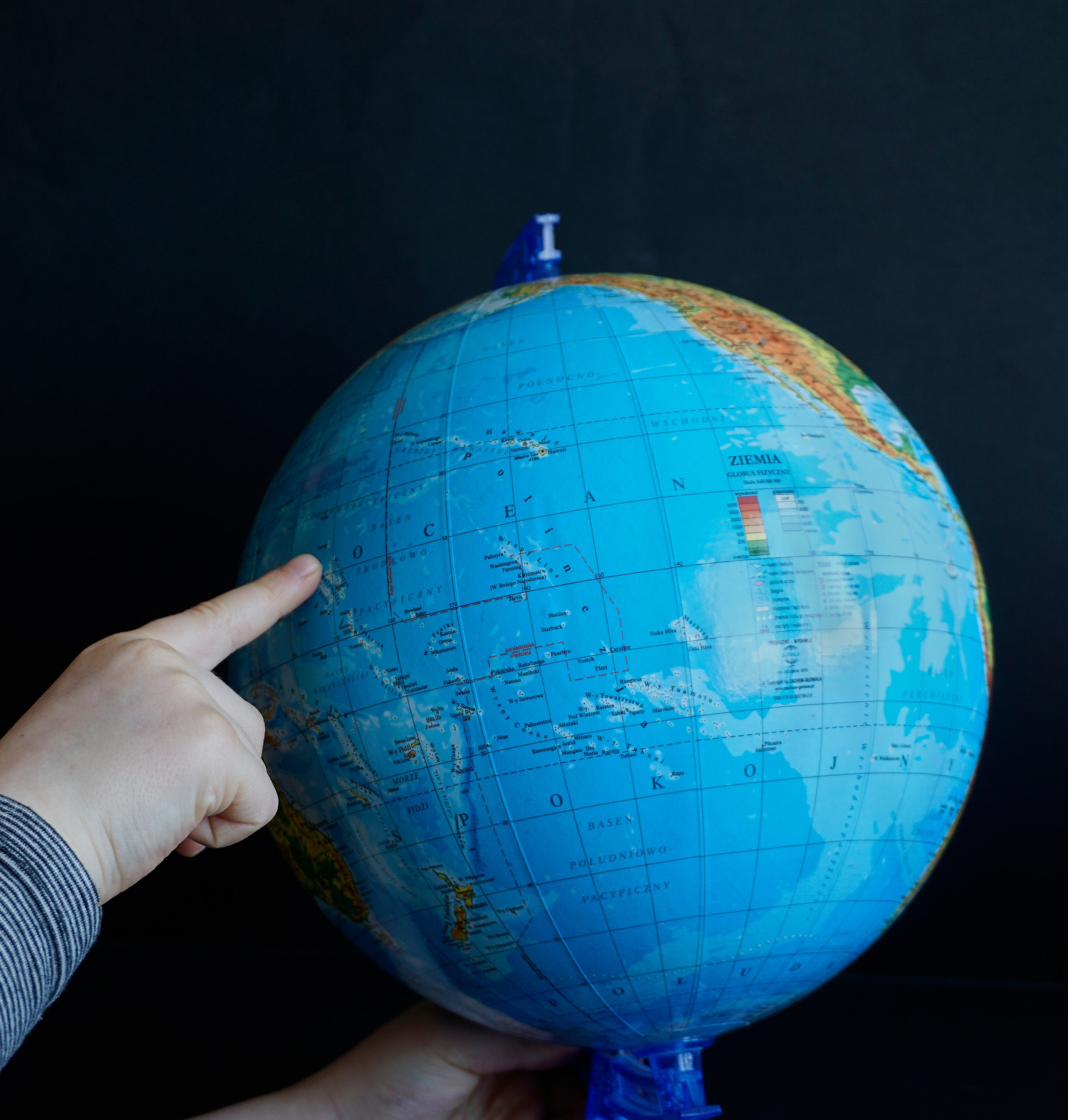 Finger, Map, Globus, Child, Earth, planet earth, planet - space
