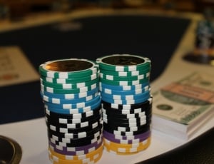 poker chips thumbnail