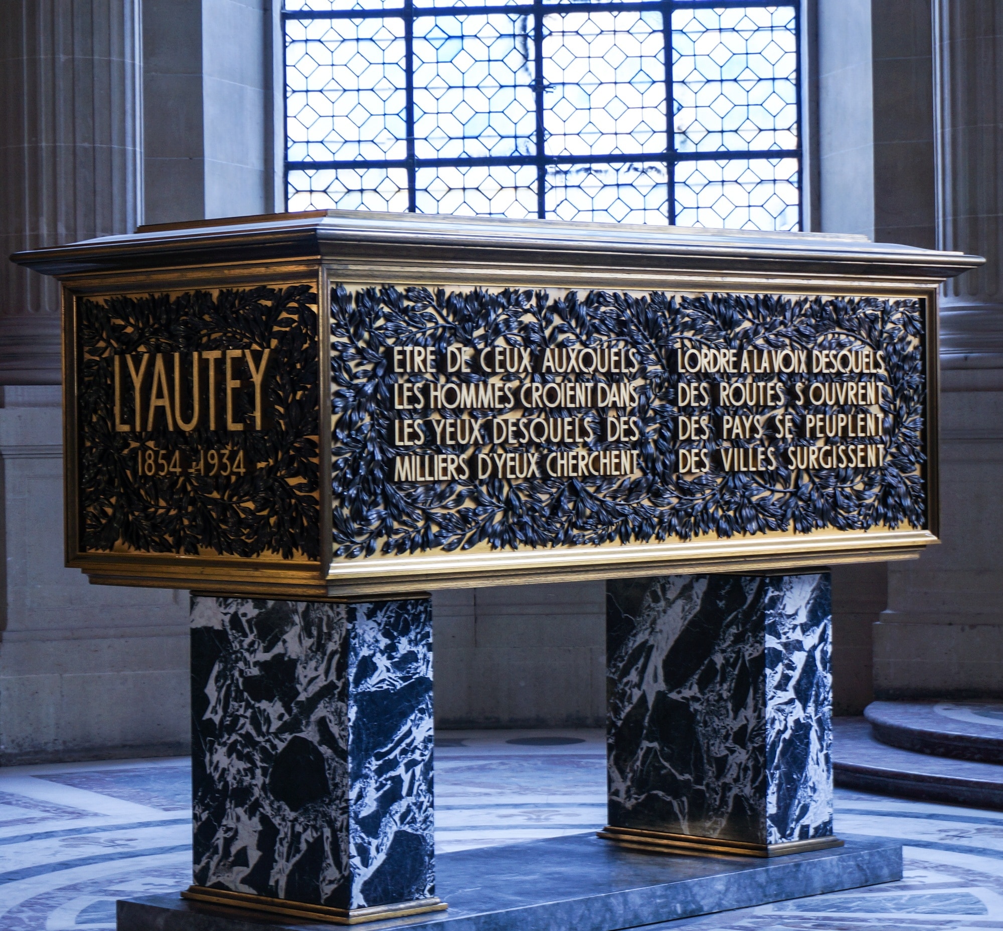 Graves, Paris, Marble, Invalides, Coffin, day, indoors