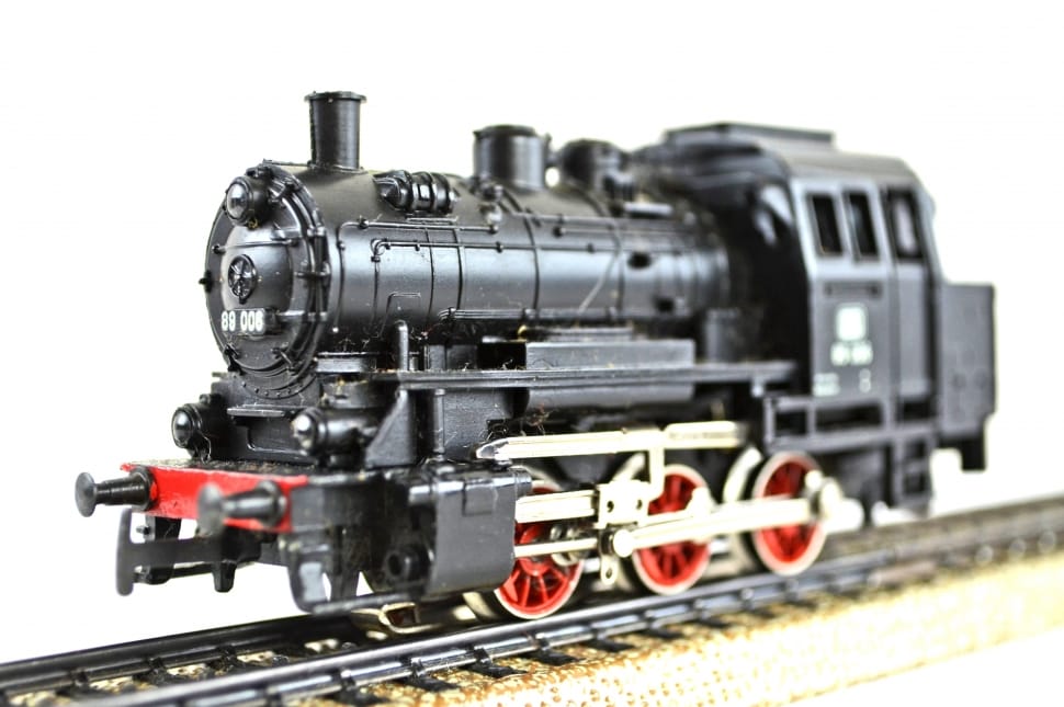 black train diecast model preview