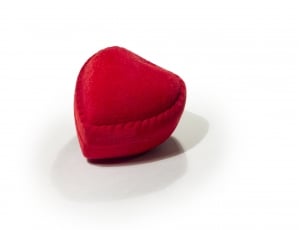 red heart shape container thumbnail