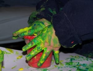 red and green paint thumbnail