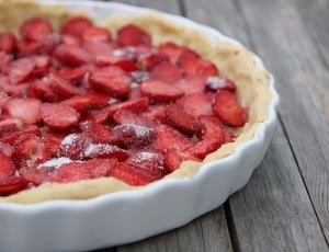 strawberry pie thumbnail