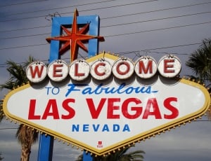 welcome to fabolous las vegas nevada lighted signage turn off thumbnail
