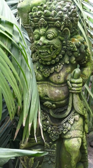 green ceramic statue thumbnail