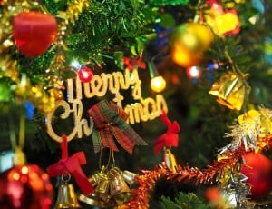 green yellow and red christmas tree with baubbler thumbnail