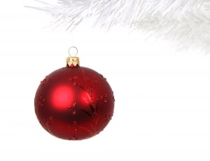 red christmas bauble thumbnail