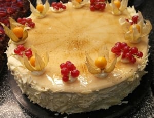 white yellow and red fruits cake thumbnail