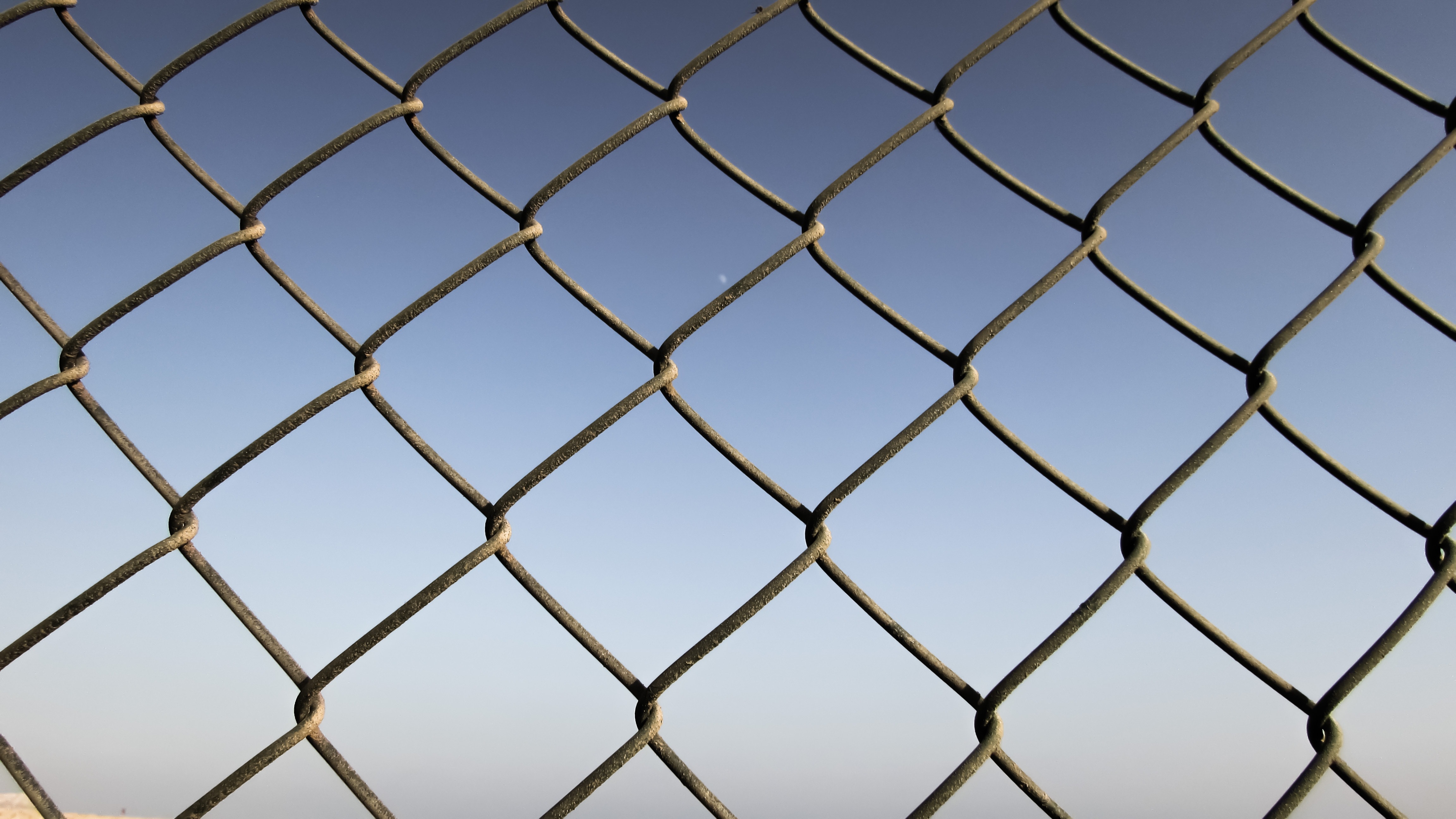 gray steel cyclone fence
