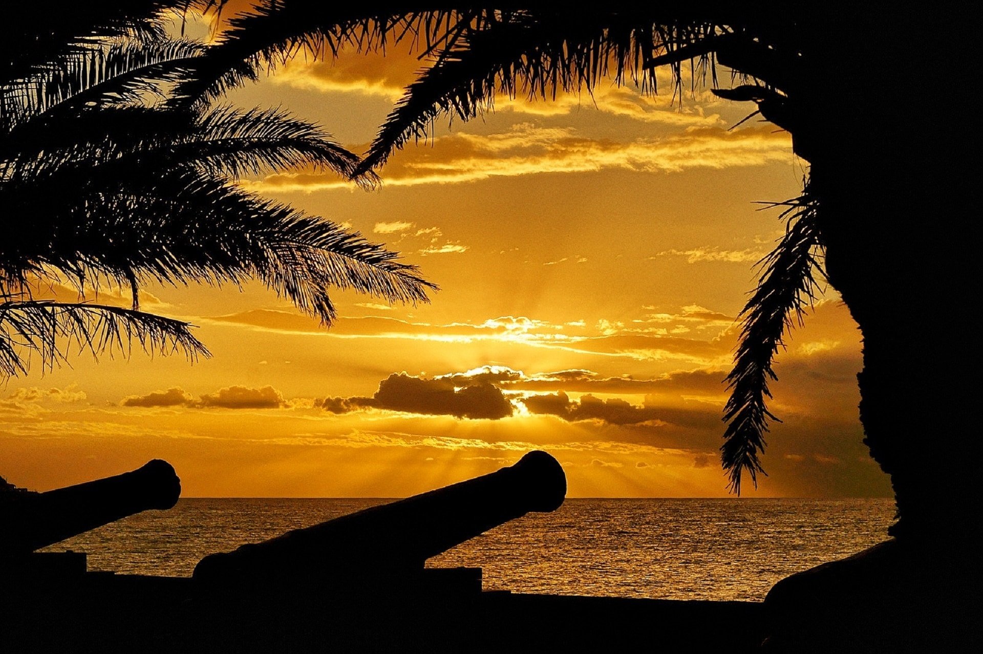 Sunset, Ocean, Cannons, Crepuscular Rays, sunset, silhouette