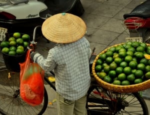 Oranges, Hanoi, Market Woman, Asia, Bike, fruit, food and drink thumbnail