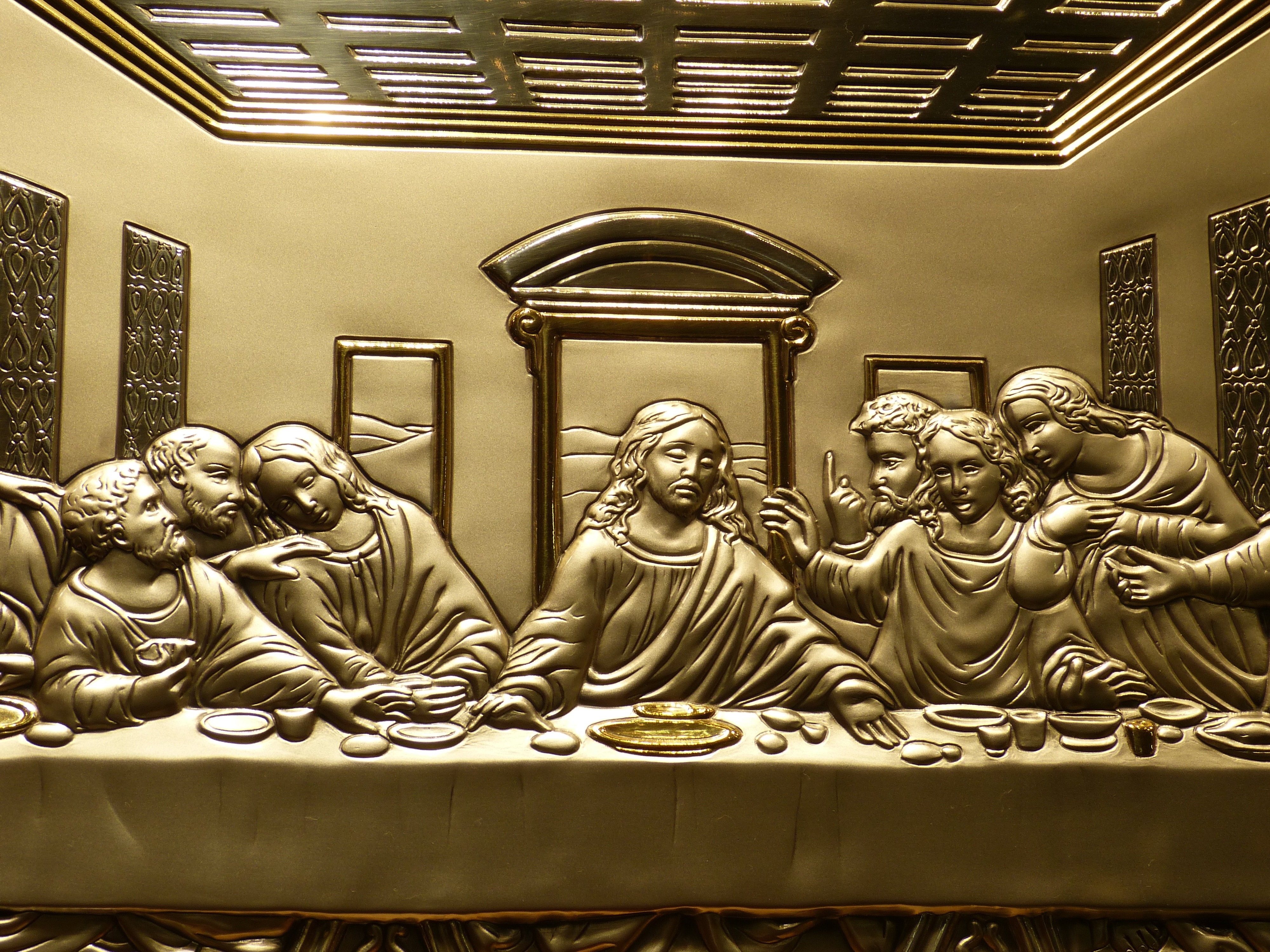 the last supper gold wall art